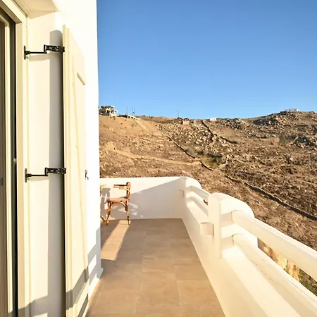 Santa Andrea * Mykonos Town